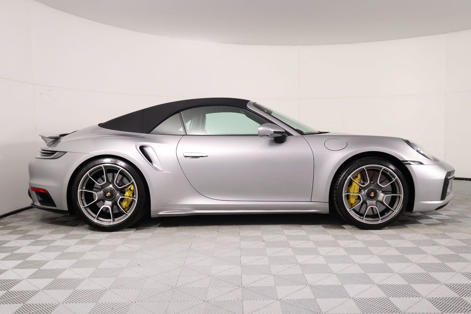 Certified 2021 Porsche 911 Turbo S AWD/4WD image 8