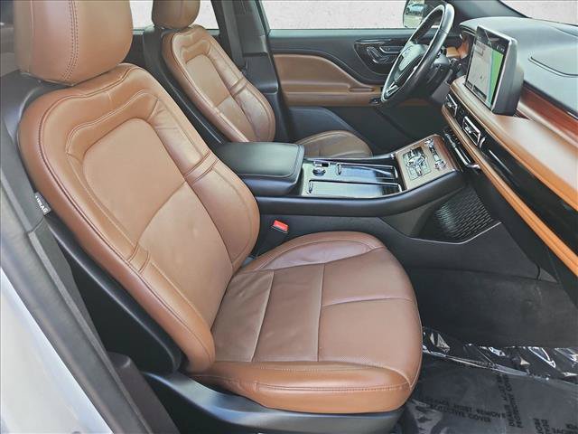 Used 2023 Lincoln Aviator Reserve w/ Equipment Group 201A AWD/4WD image 23