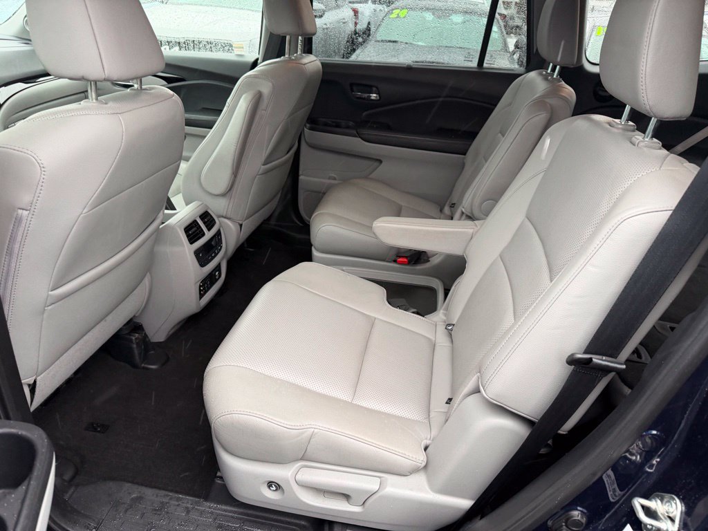 Used 2018 Honda Pilot Elite image 16