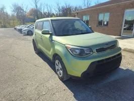 Used 2014 Kia Soul FWD image 2