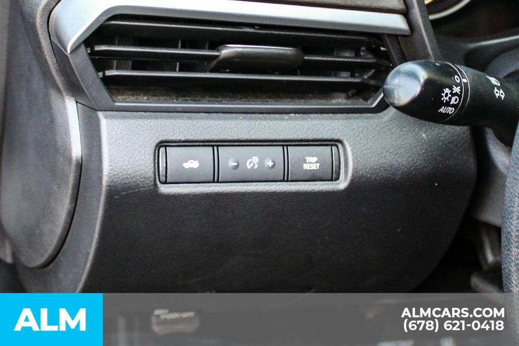 Used 2025 Nissan Altima 2.5 SV FWD image 26