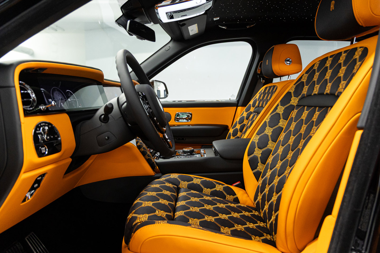 New 2026 Rolls-Royce Cullinan image 33