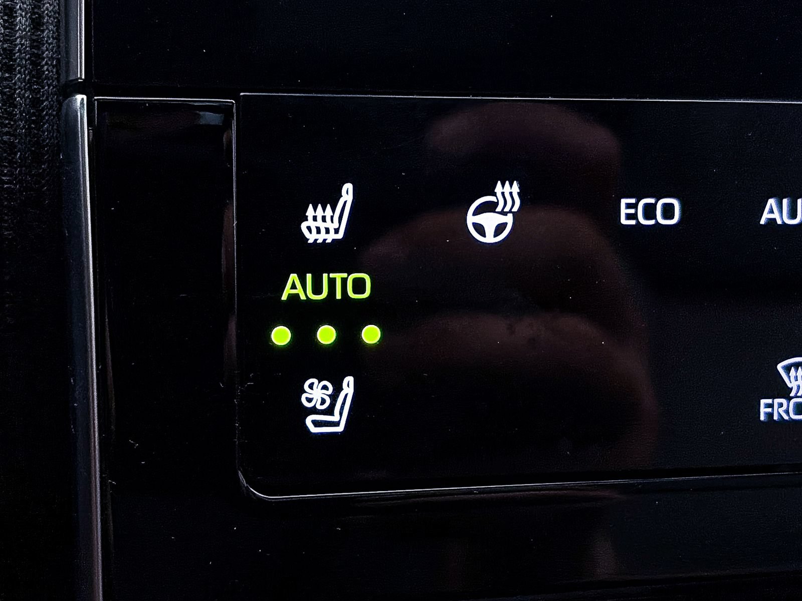 Used 2023 Subaru Solterra AWD image 26
