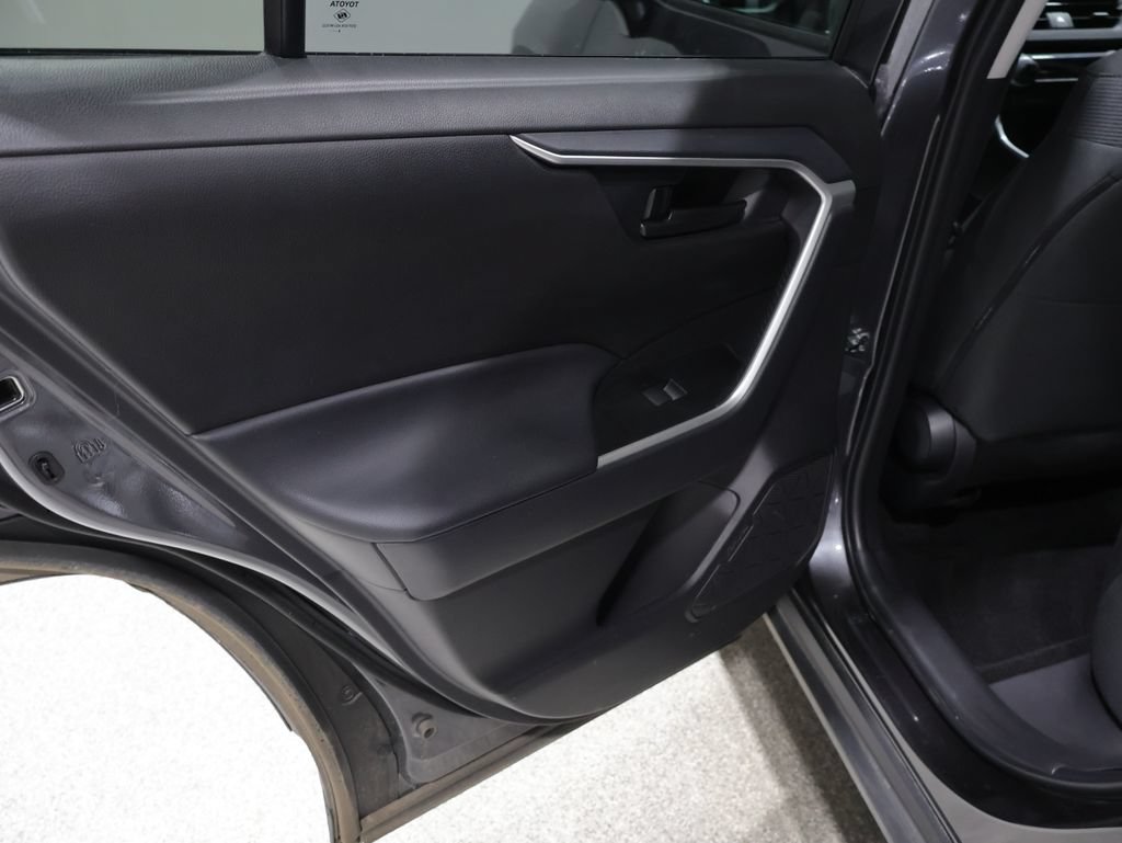 Certified 2024 Toyota RAV4 LE AWD/4WD image 19