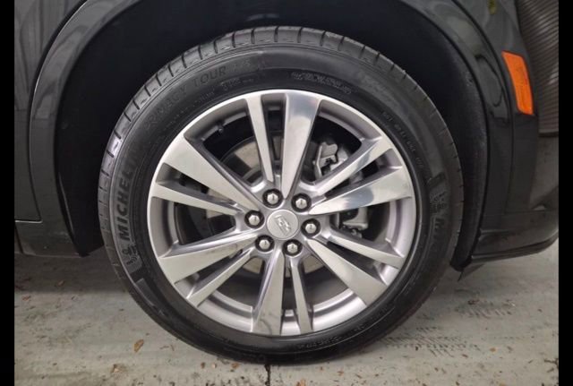 Certified 2025 Cadillac XT6 Premium Luxury image 14