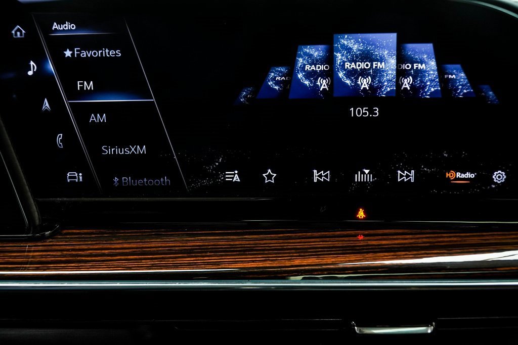 Used 2021 Cadillac Escalade Premium Luxury image 28