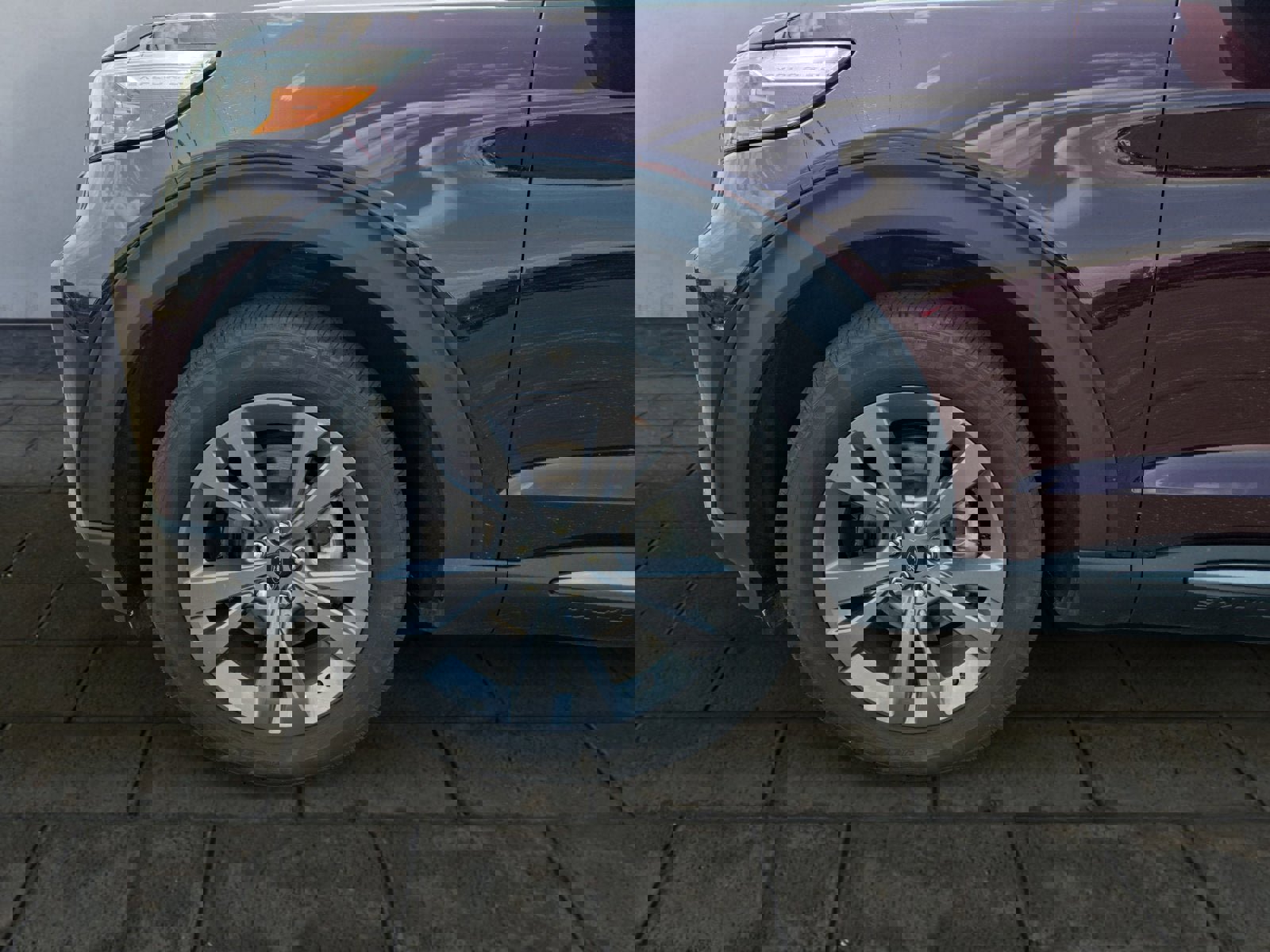 Certified 2023 Ford Explorer XLT w/ Equipment Group 202A image 26