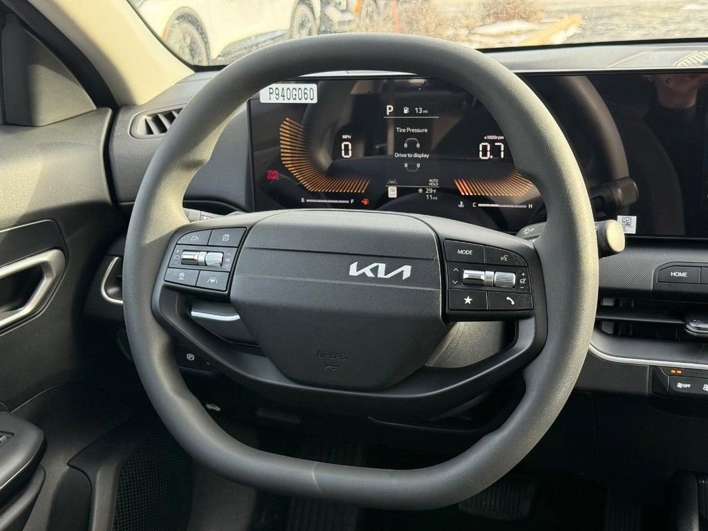 New 2026 Kia K4 LX image 14