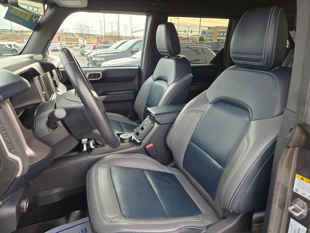 Used 2022 Ford Bronco Outer Banks w/ Sasquatch Package image 13