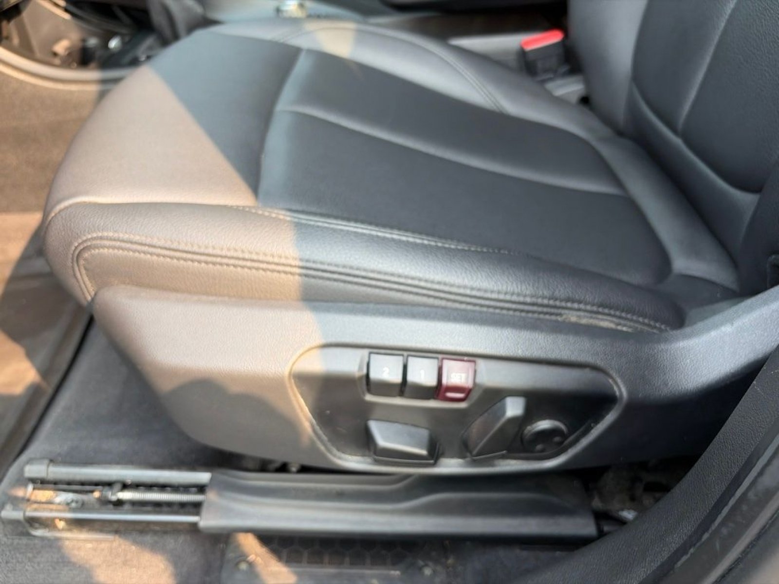 Used 2018 BMW X1 xDrive28i w/ Convenience Package AWD/4WD image 12