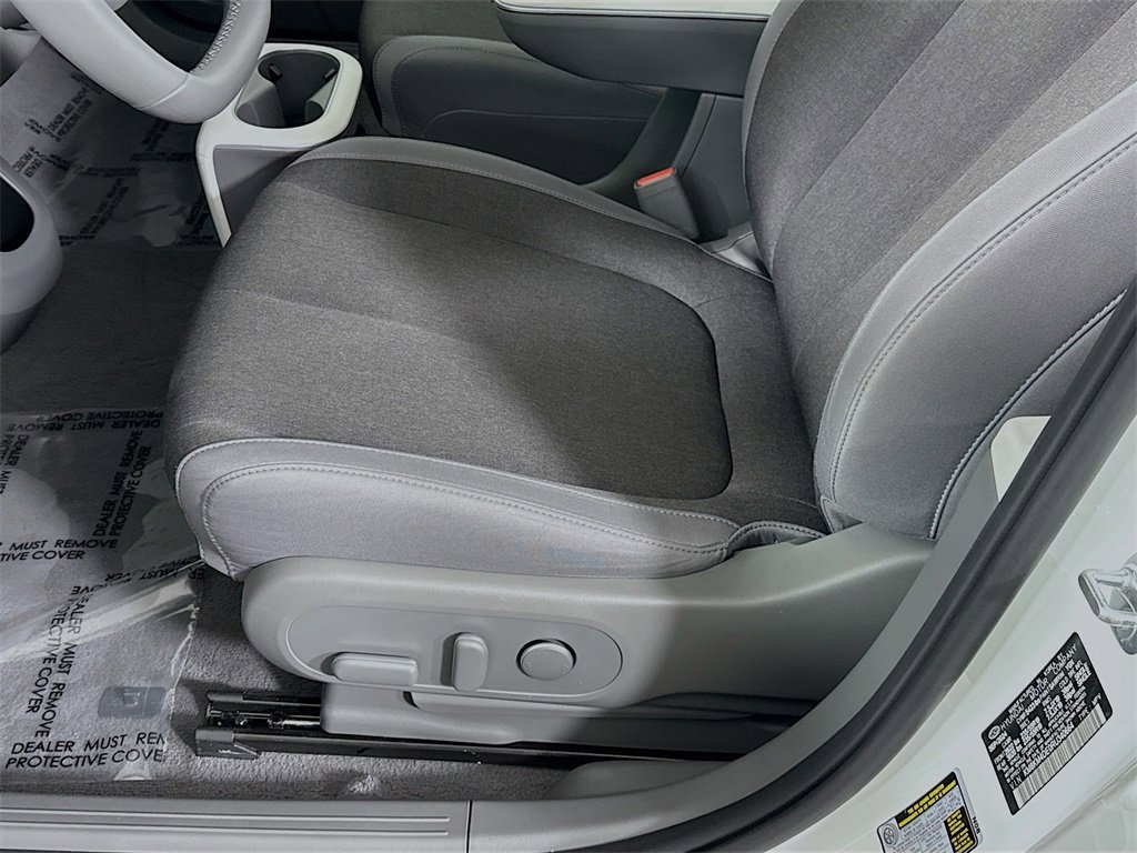Certified 2024 Hyundai Ioniq 5 SE image 23