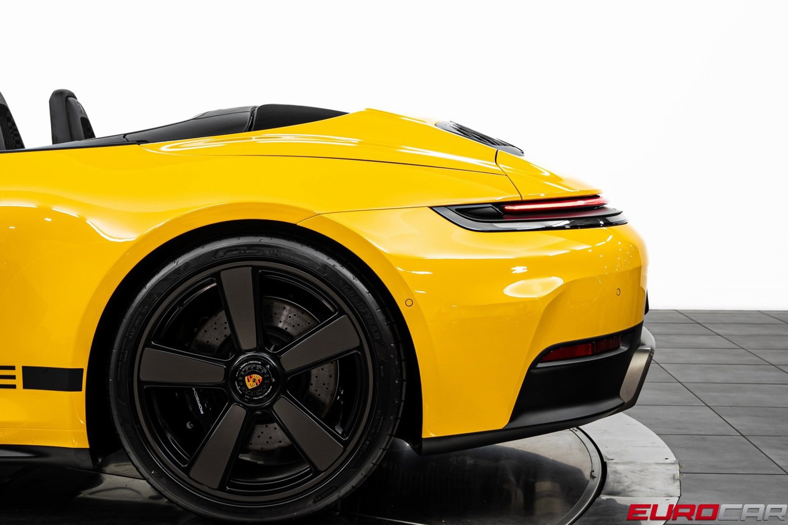 Used 2026 Porsche 911 Carrera 4 GTS image 20