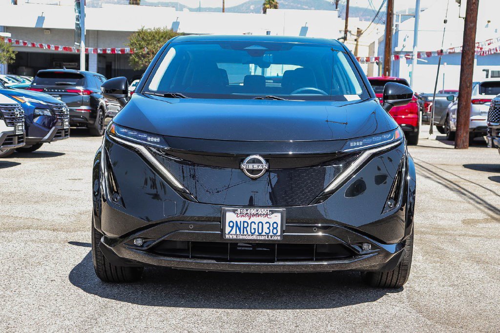 Certified 2024 Nissan Ariya FWD image 2