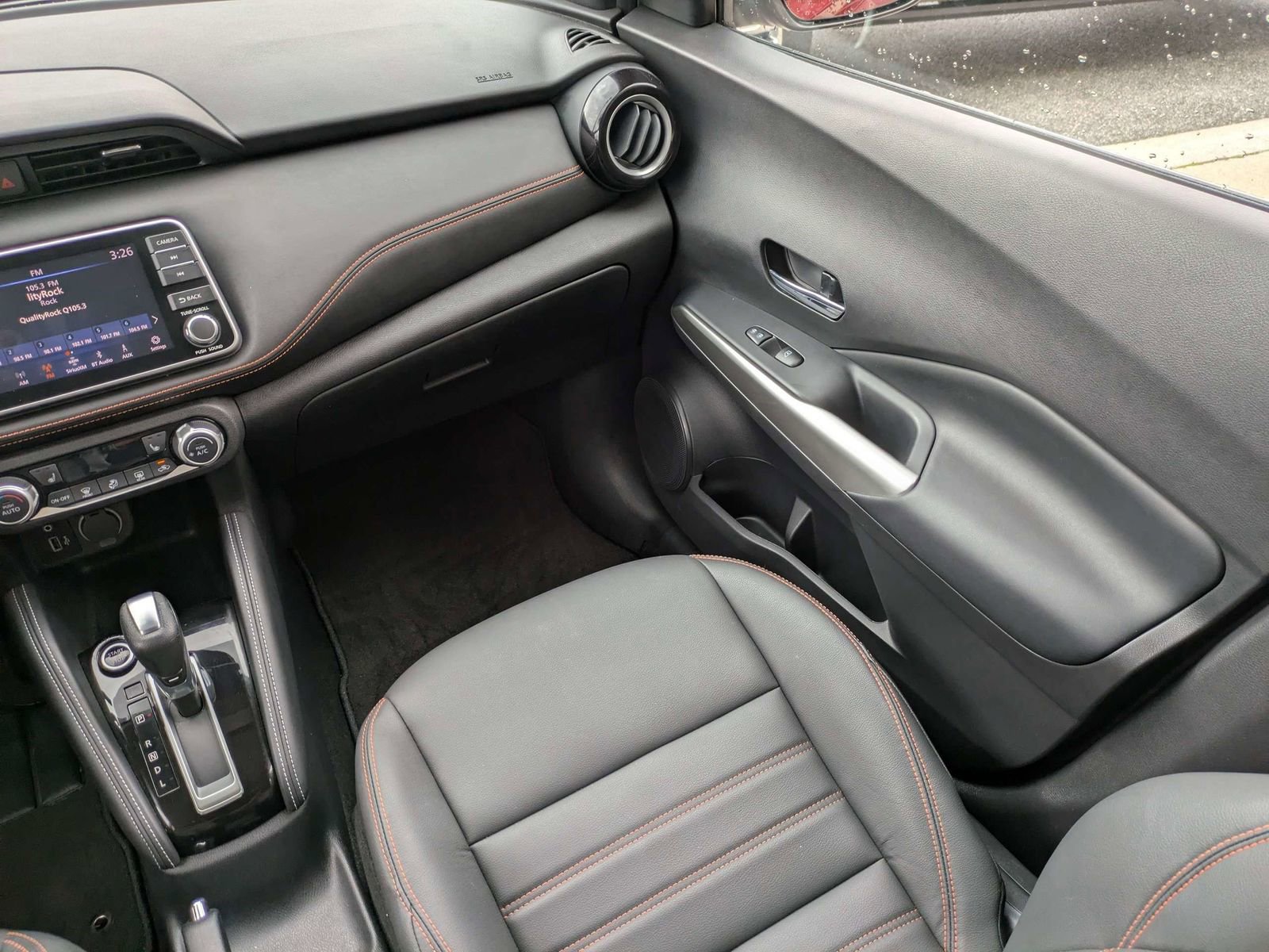 Used 2020 Nissan Kicks SR w/ SR Premium Package FWD image 11