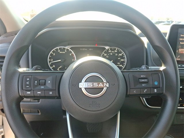 Used 2022 Nissan Rogue SV image 18
