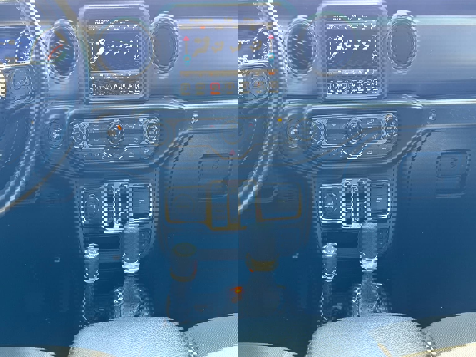 Used 2022 Jeep Wrangler Unlimited Sport image 15