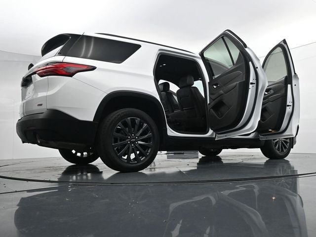 Used 2022 Chevrolet Traverse RS AWD/4WD image 41