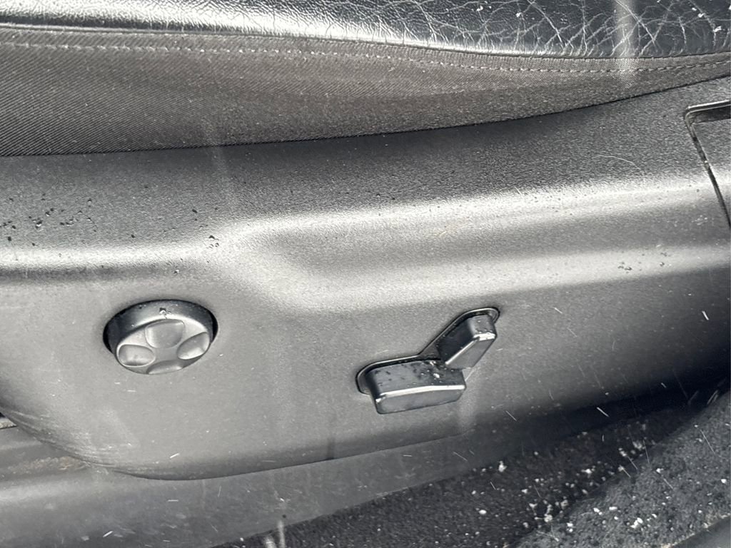 Used 2019 Jeep Grand Cherokee Limited image 31