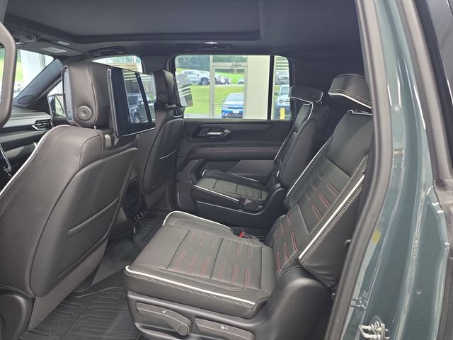 New 2026 GMC Yukon XL AT4 Ultimate w/ LPO, Floor Liner Package AWD/4WD image 11
