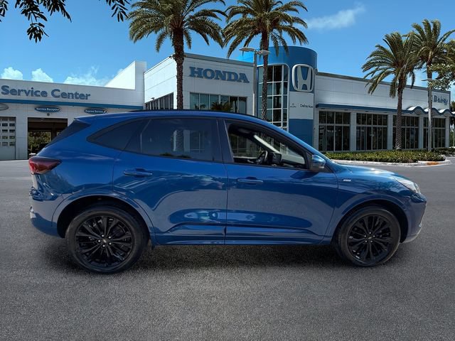 Used 2023 Ford Escape ST-Line Elite AWD/4WD image 9