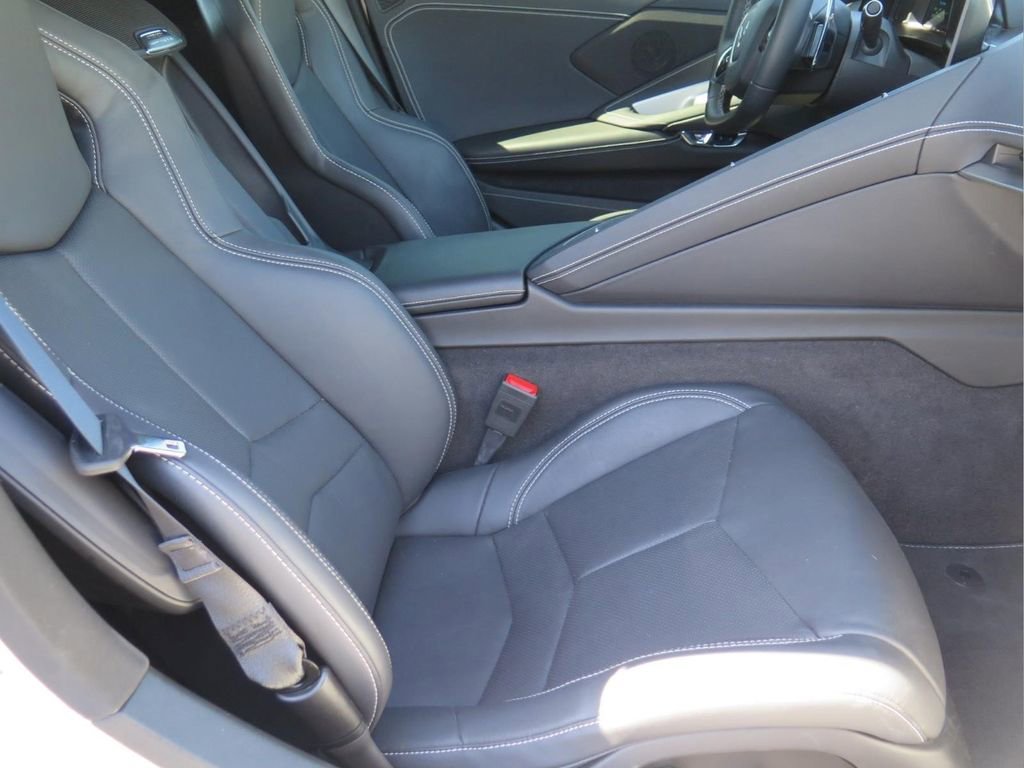 Used 2024 Chevrolet Corvette Stingray Coupe w/ 1LT image 21