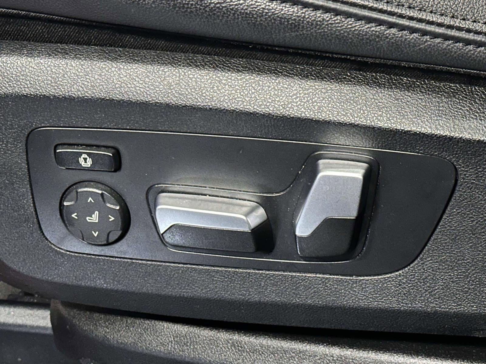 Used 2022 BMW X5 xDrive40i w/ Climate Comfort Package image 11