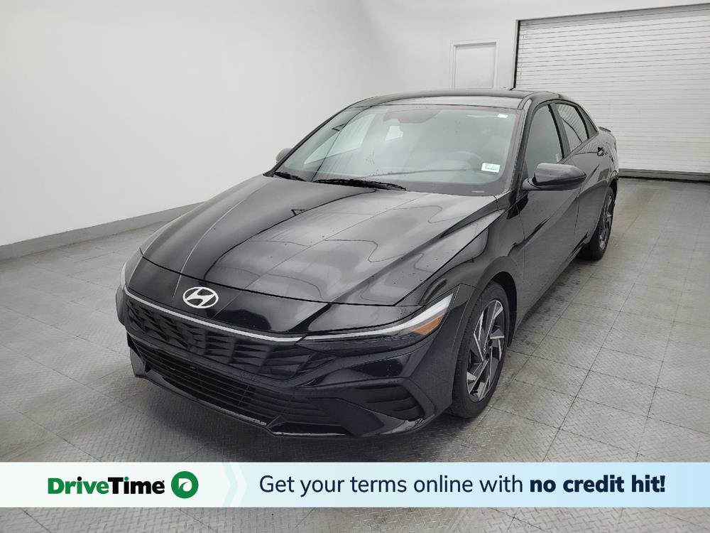 Used 2025 Hyundai Elantra Sport FWD image 1