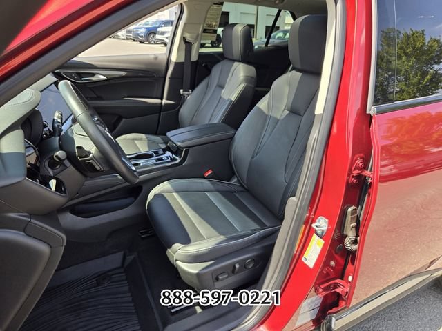 Used 2021 Buick Envision Essence w/ Sport Touring Package FWD image 9