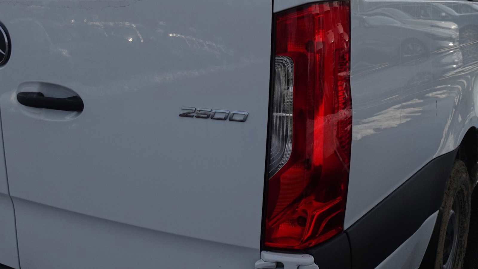 New 2025 Mercedes-Benz Sprinter 2500 image 10