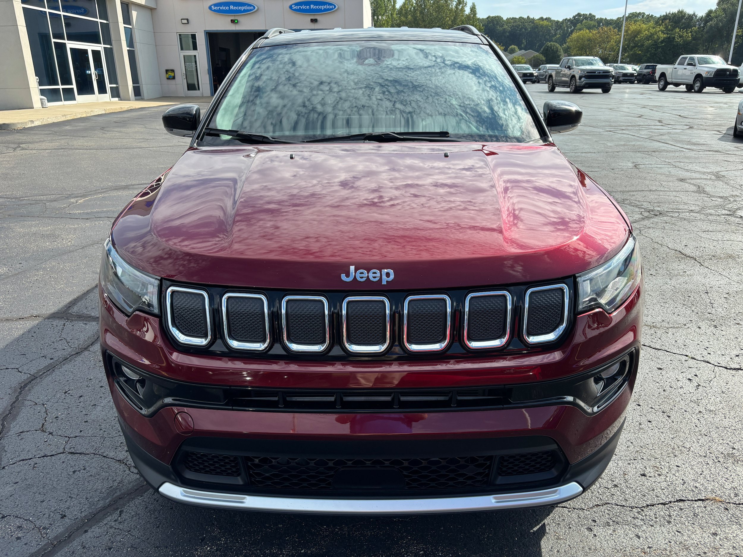 Used 2022 Jeep Compass Limited AWD/4WD image 3