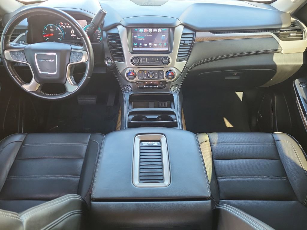 Used 2019 GMC Yukon Denali w/ Denali Ultimate Package image 13
