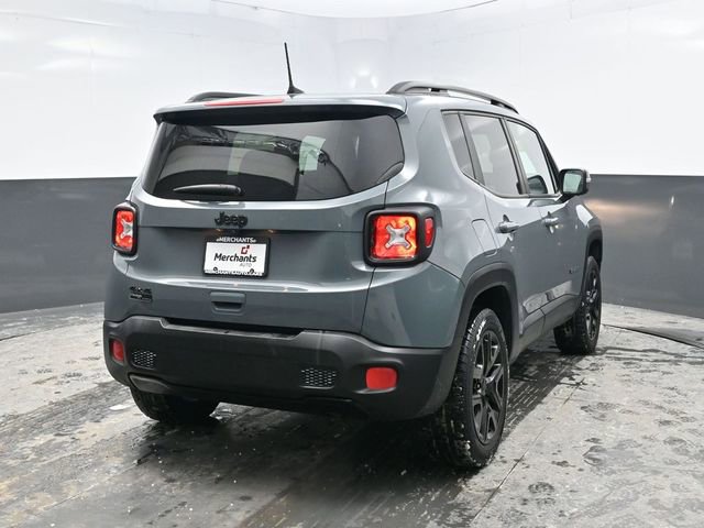 Used 2018 Jeep Renegade Altitude image 6