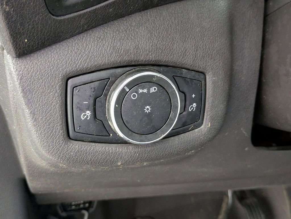 Used 2018 Ford Transit Connect XL image 14