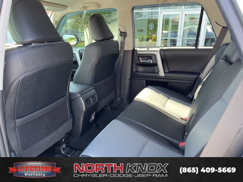 Used 2022 Toyota 4Runner SR5 Premium RWD image 16