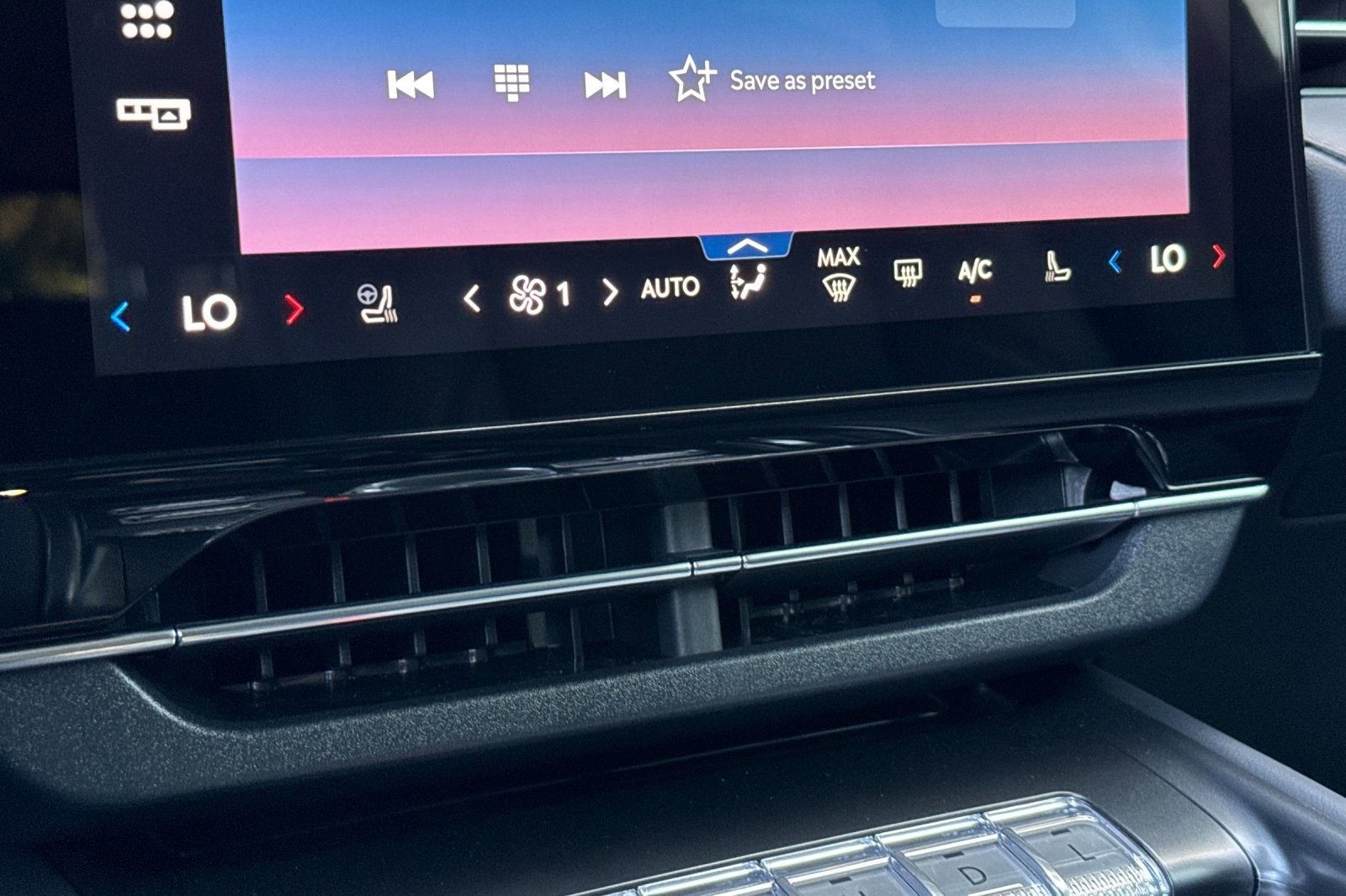 New 2026 Lincoln Nautilus Premier w/ Equipment Group 102A image 18