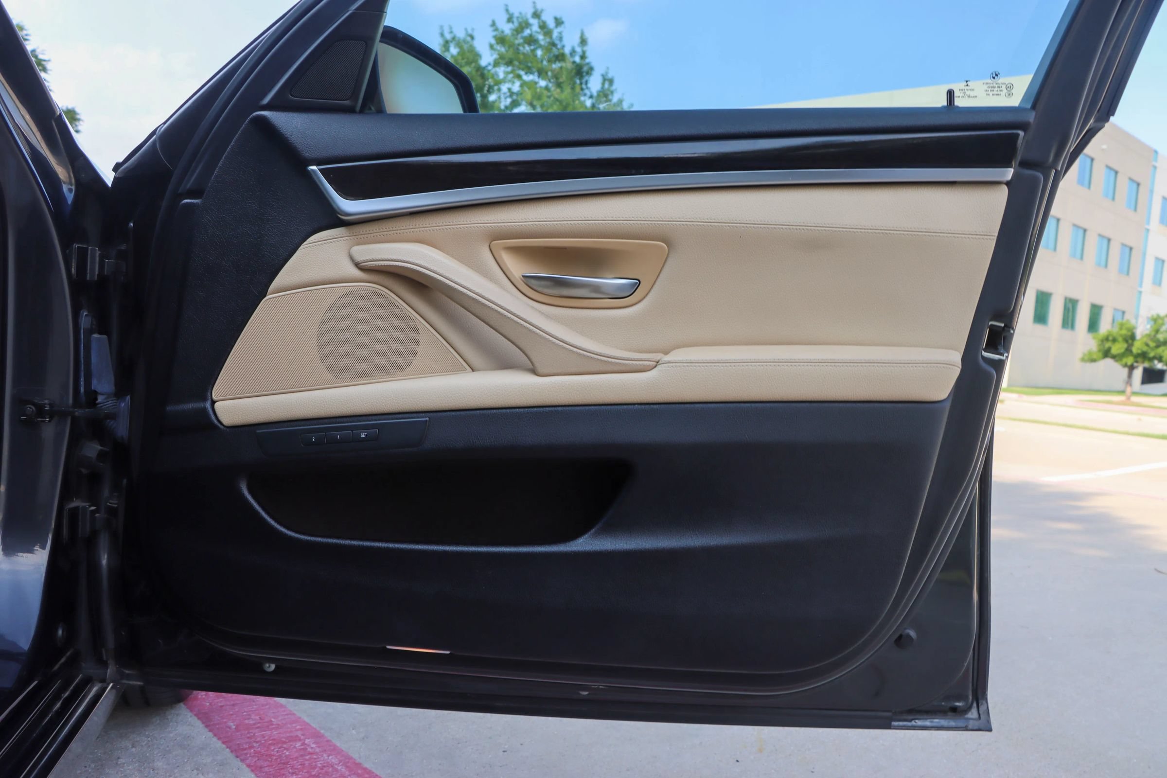 Used 2016 BMW 535i xDrive Sedan AWD/4WD image 10