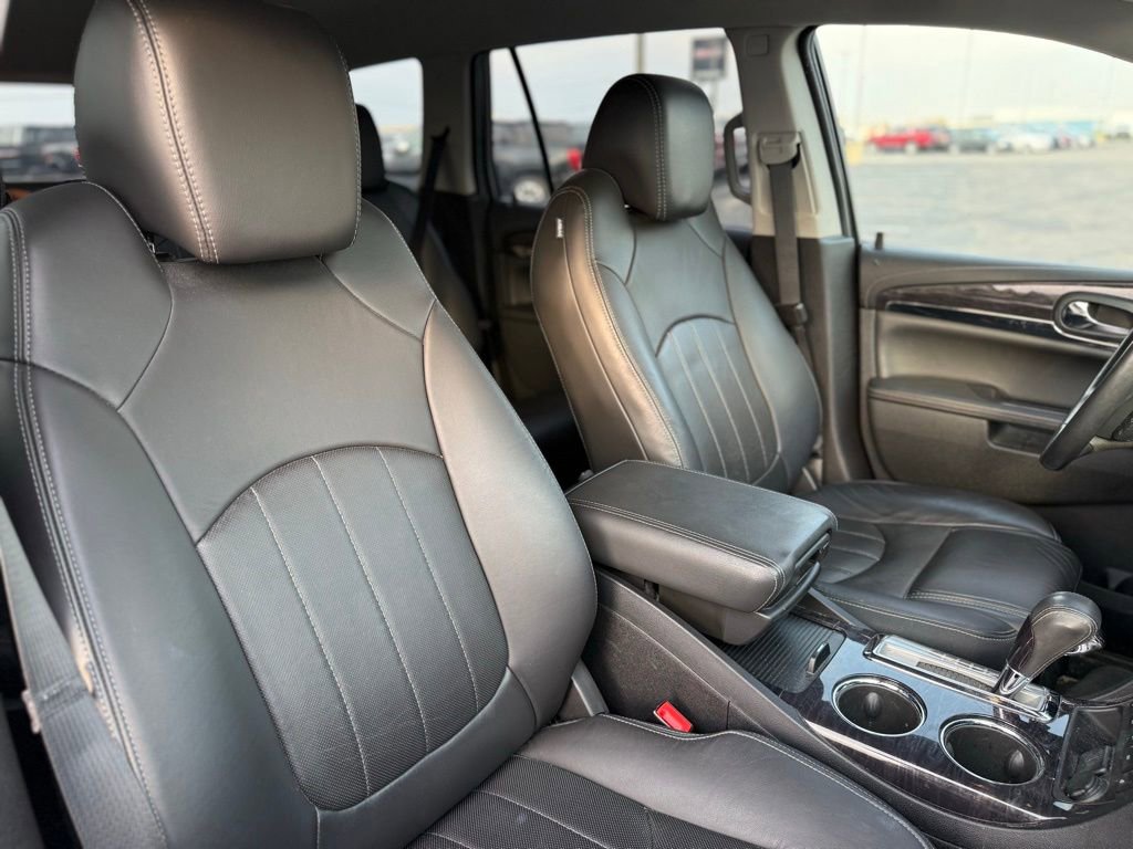 Used 2017 Buick Enclave Premium image 28