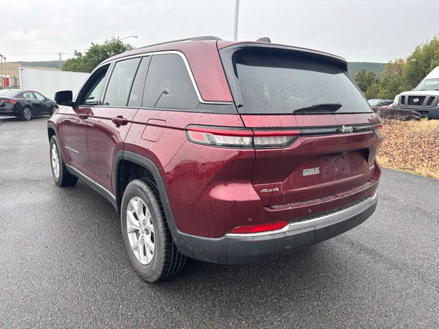 Used 2023 Jeep Grand Cherokee Limited AWD/4WD image 7