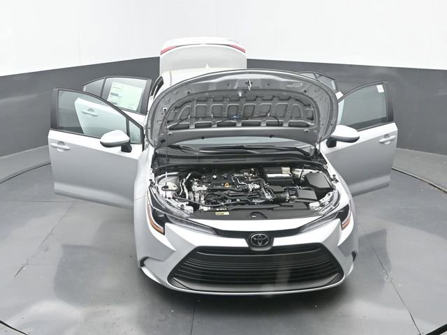 New 2026 Toyota Corolla LE FWD image 32