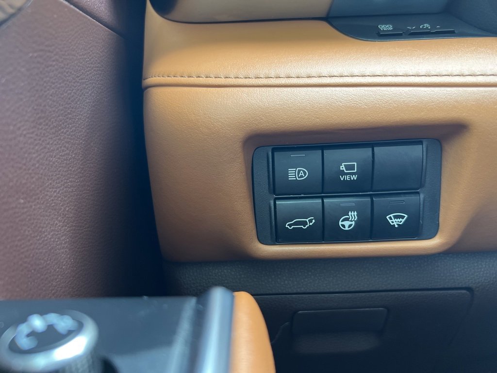 Used 2022 Toyota Highlander Platinum image 22