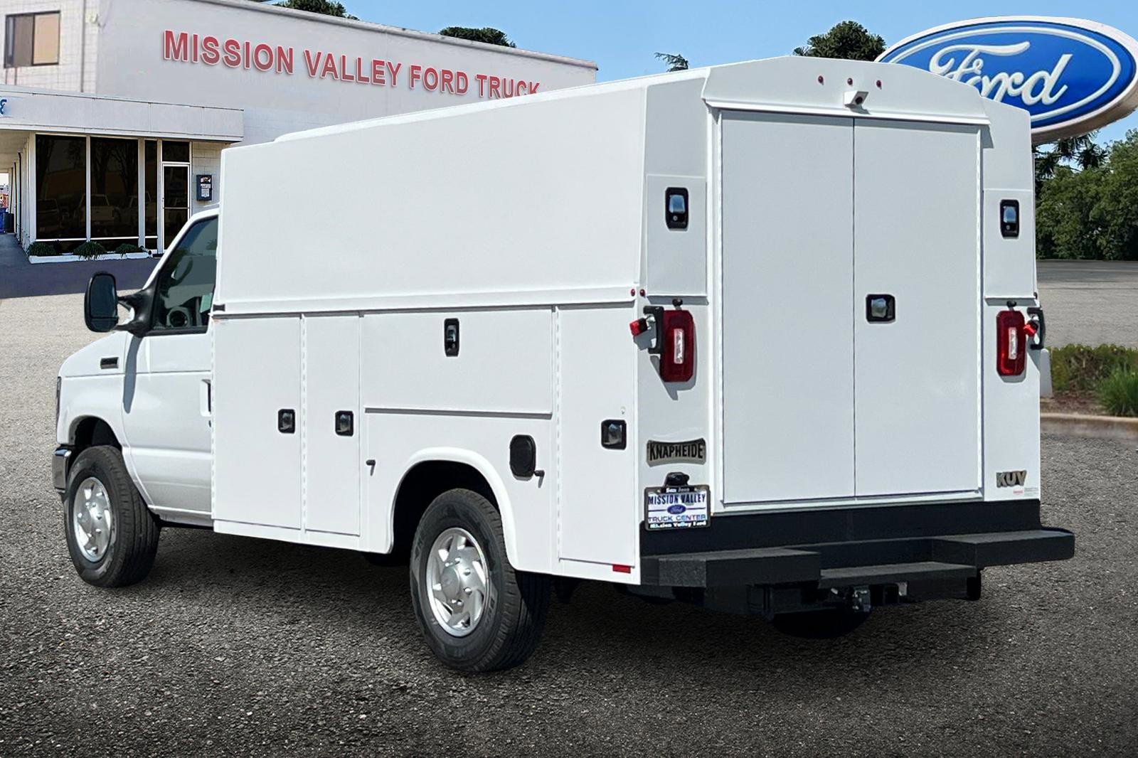 New 2026 Ford E-350 and Econoline 350 Super Duty w/ Power Equipment Group image 6