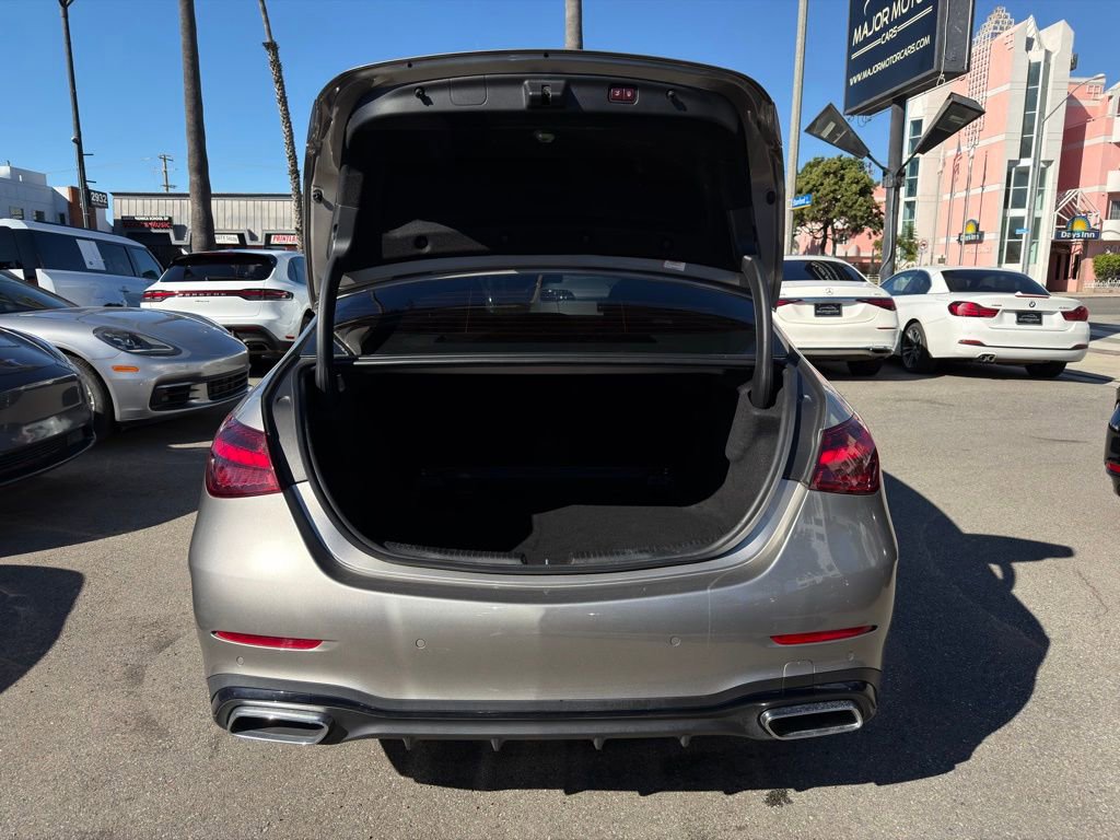 Used 2023 Mercedes-Benz C 300 Sedan image 6