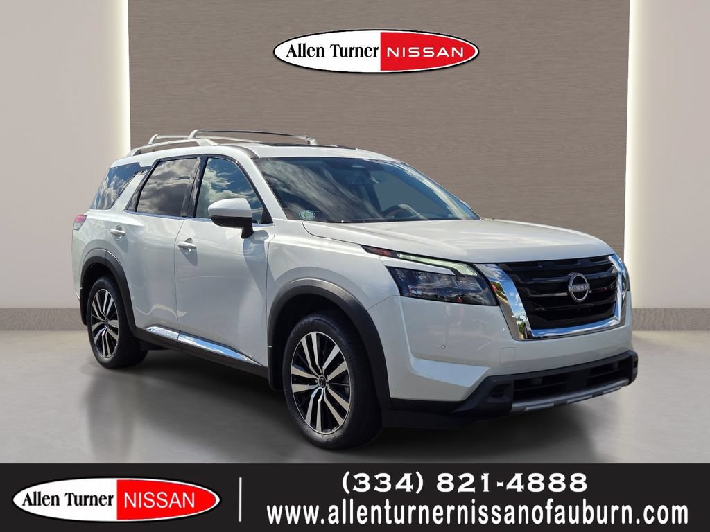 Used 2025 Nissan Pathfinder Platinum w/ Cargo Package