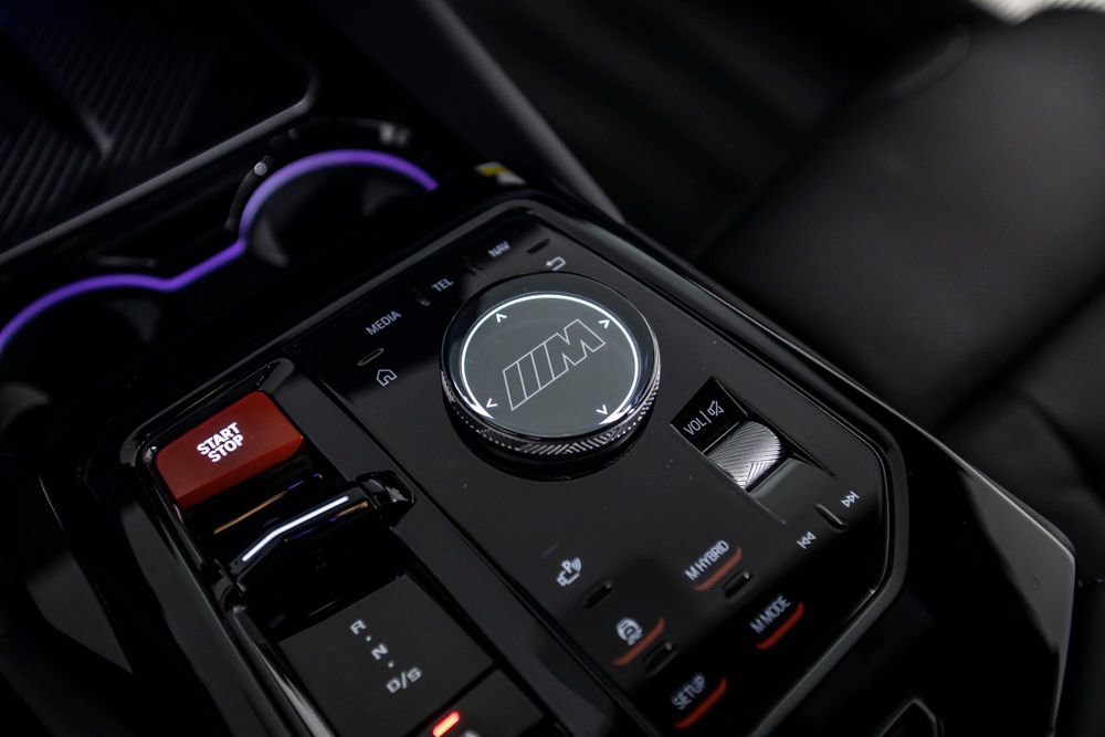 Used 2025 BMW M5 Touring AWD/4WD image 35