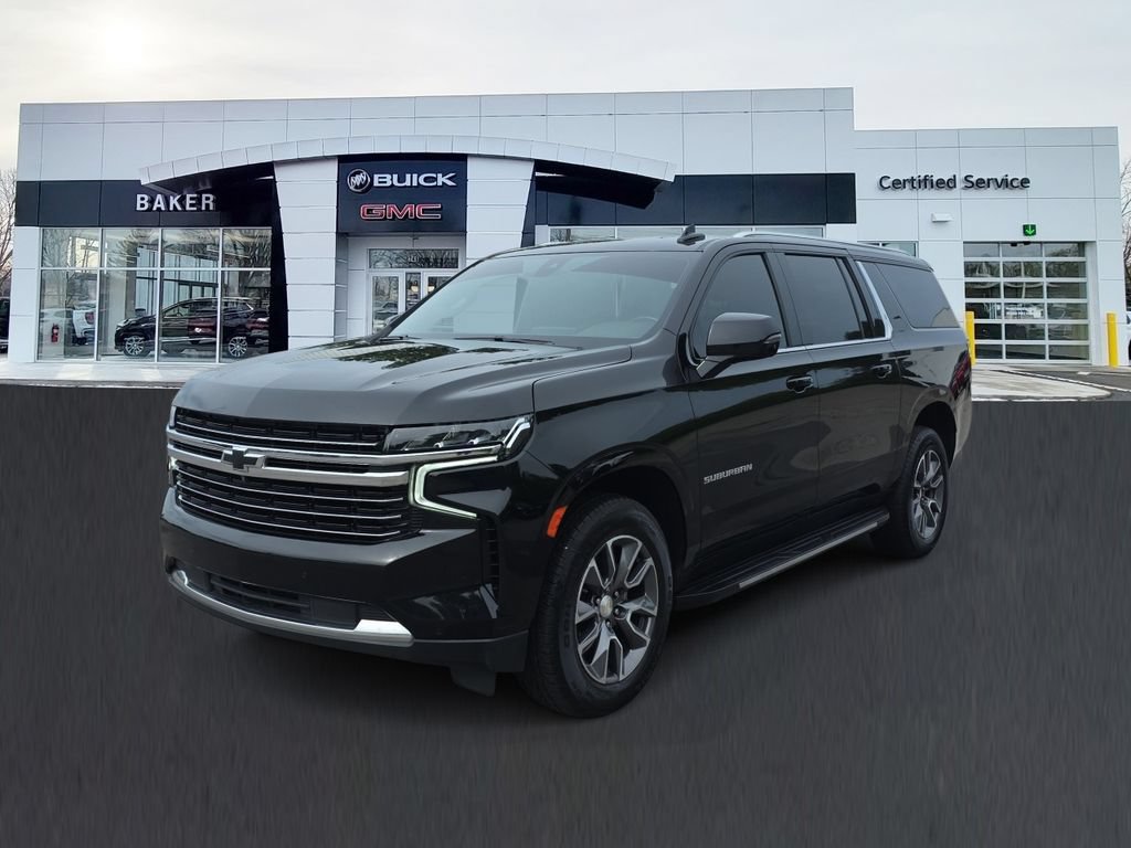 Used 2022 Chevrolet Suburban LT w/ Luxury Package AWD/4WD image 1