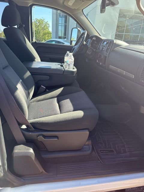 Used 2013 GMC Sierra 2500 SLE w/ SLE Preferred Package image 10