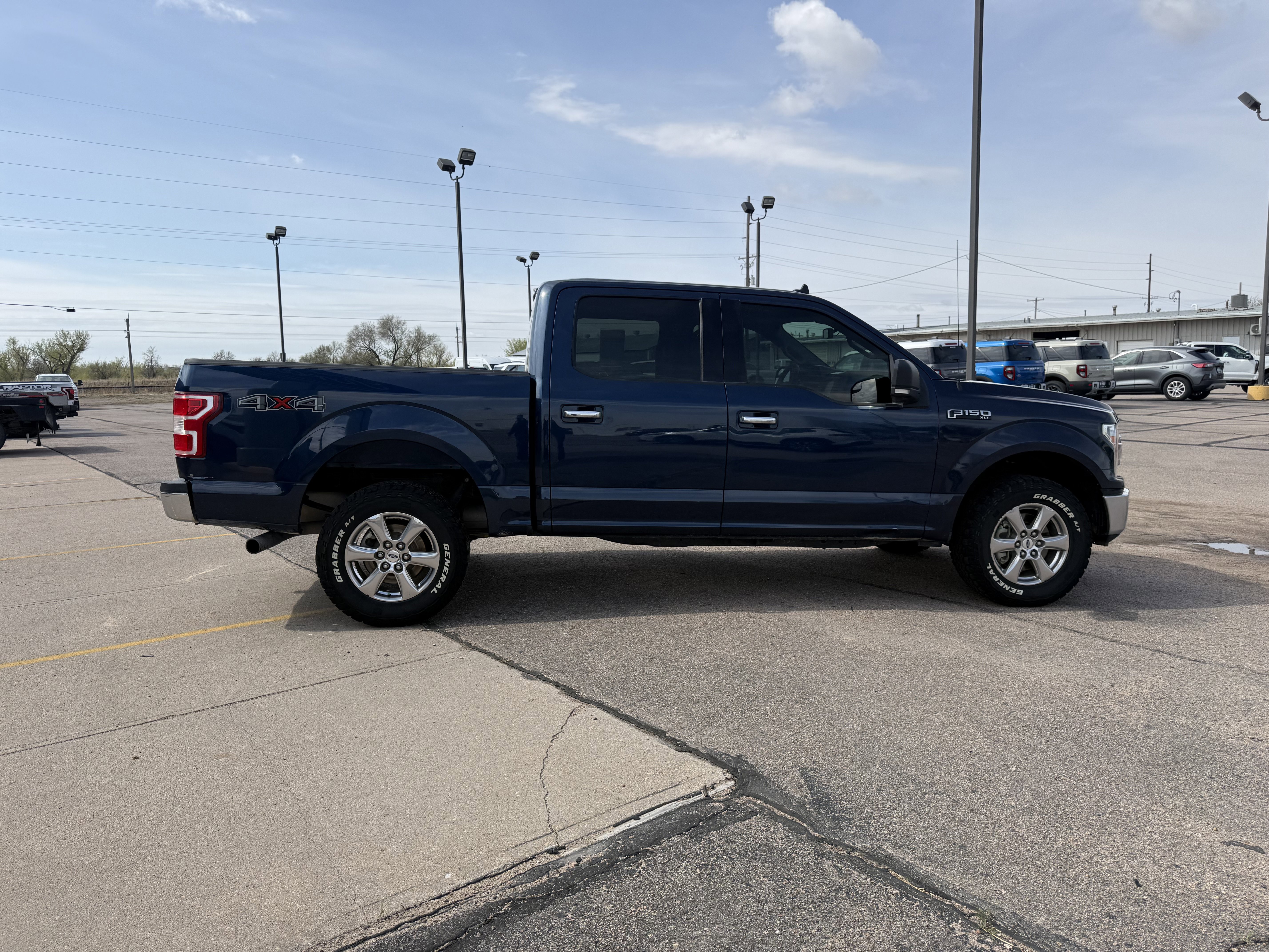 Used 2020 Ford F150 XLT w/ Equipment Group 302A Luxury AWD/4WD image 6