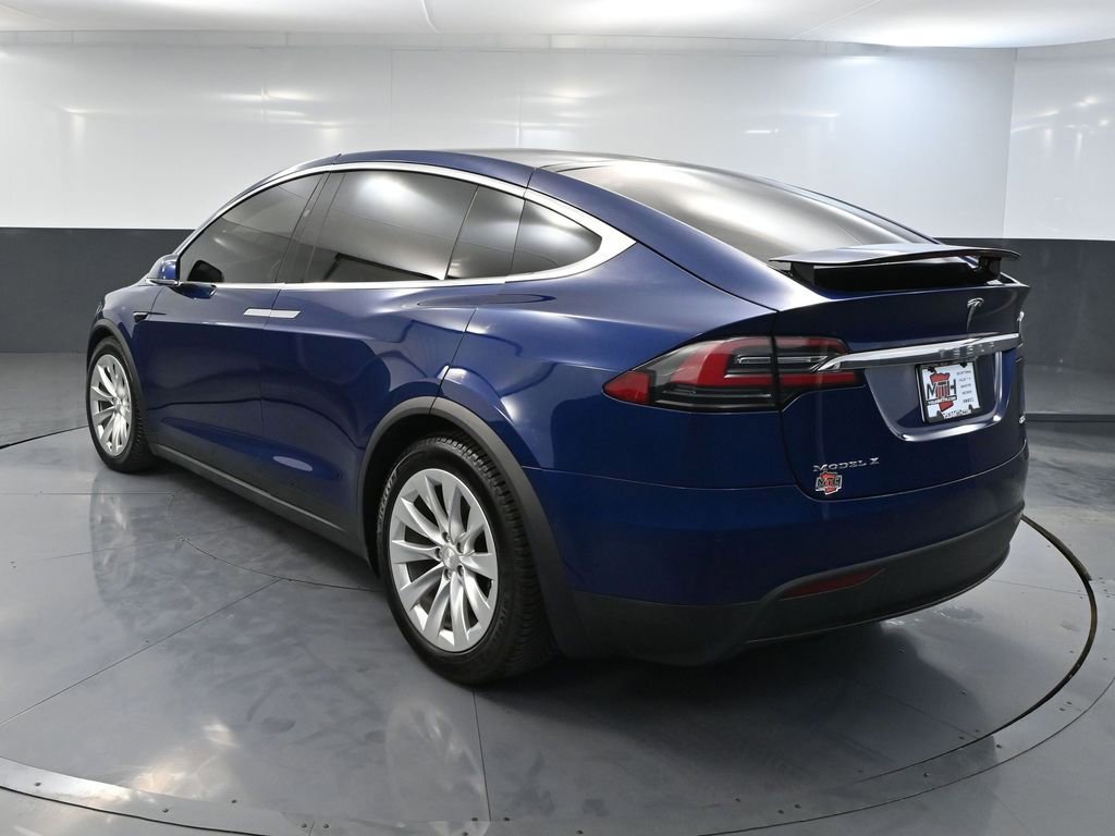 Used 2018 Tesla Model X 100D image 6