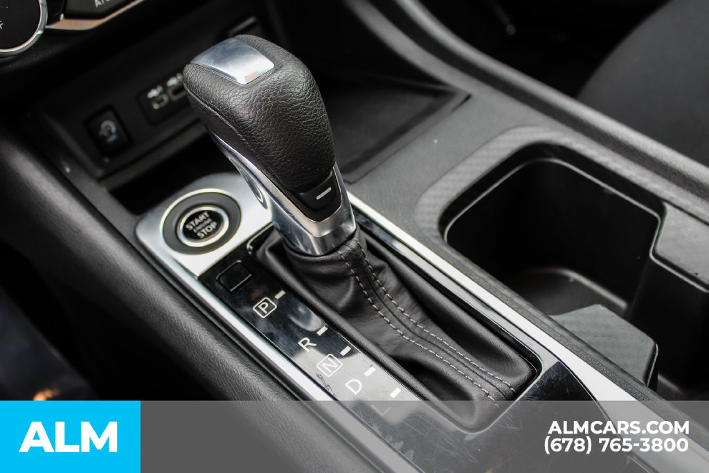Used 2024 Nissan Sentra SV FWD image 33