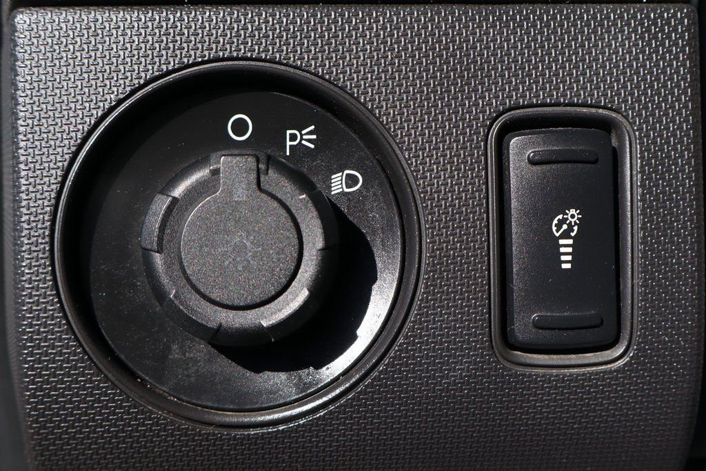 Used 2012 Ford F550 2WD Regular Cab Super Duty w/ PWR Equipment Group image 23